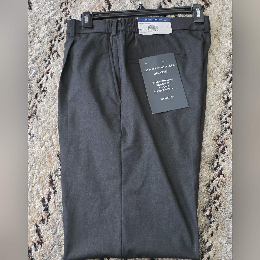 Tommy Hilfiger Mens Pants 33x32 Charcoal Modern Wrinkle Free NWT Career $95